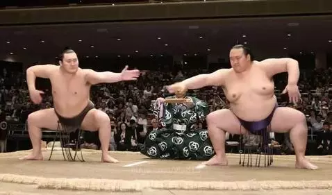 when suddenly my favorite song started playing by vlad15