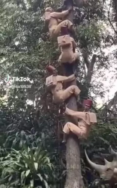 We're waiting for the food to be ready))) by vlad15