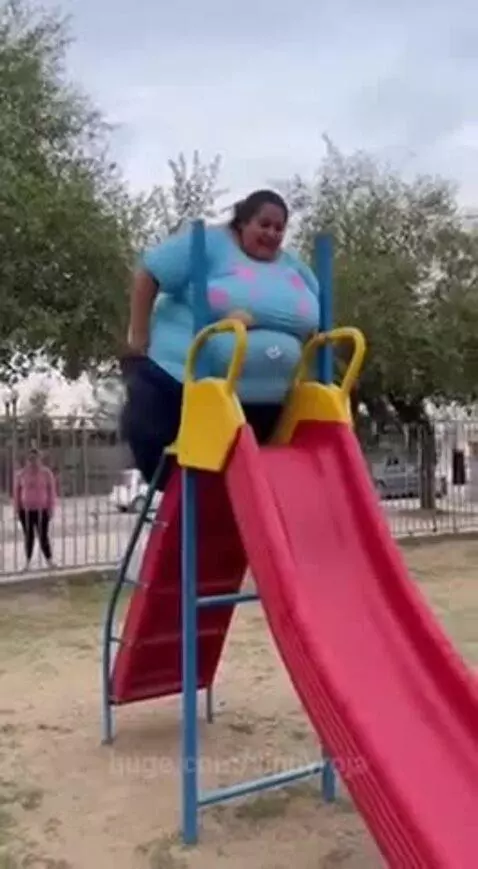 Playground 😂😂 by vinnyroja