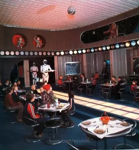 Minsk, 1985 by svololo