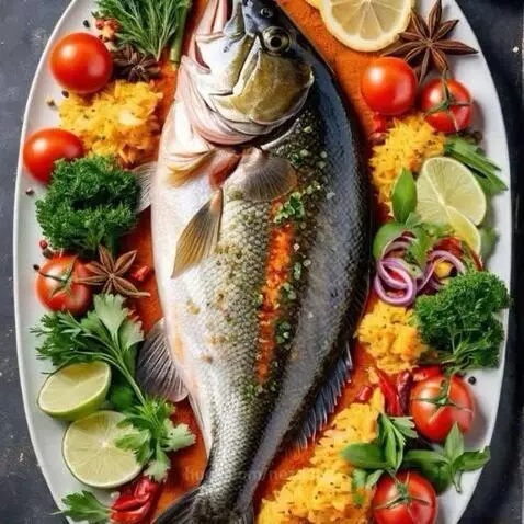 Woman's inspiring before and after weight loss transformation, showcasing a healthy and confident physique.