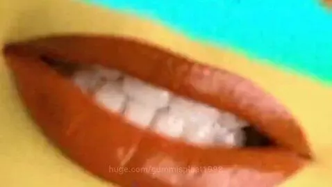 Animated yellow character with sunglasses and gold chain rapping in front of a colorful, chaotic background. A bag of Super Sour Splaat Snacks is on the right.