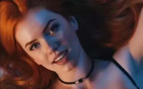 Amber Rosey seduces with music by amberrosey